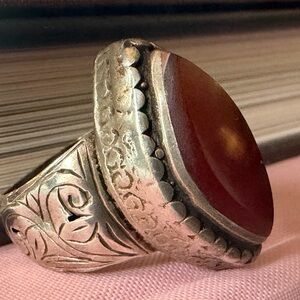 Elegant Silver and Brown Women's Ring
